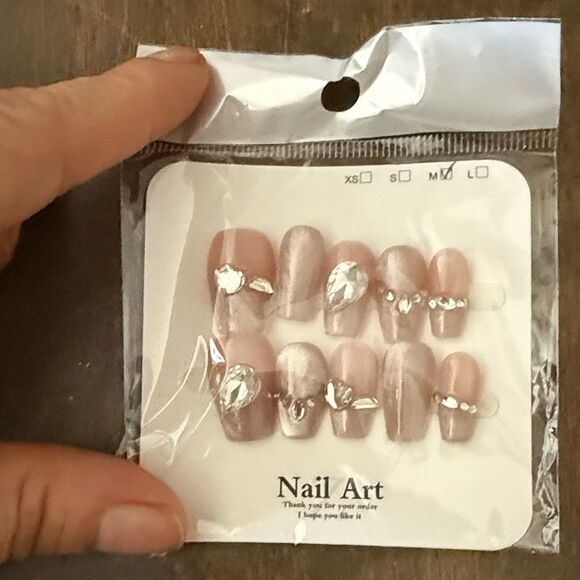 Pink With Cat Eye Rhinestones & Gems Nails Set - Picture 1 of 7